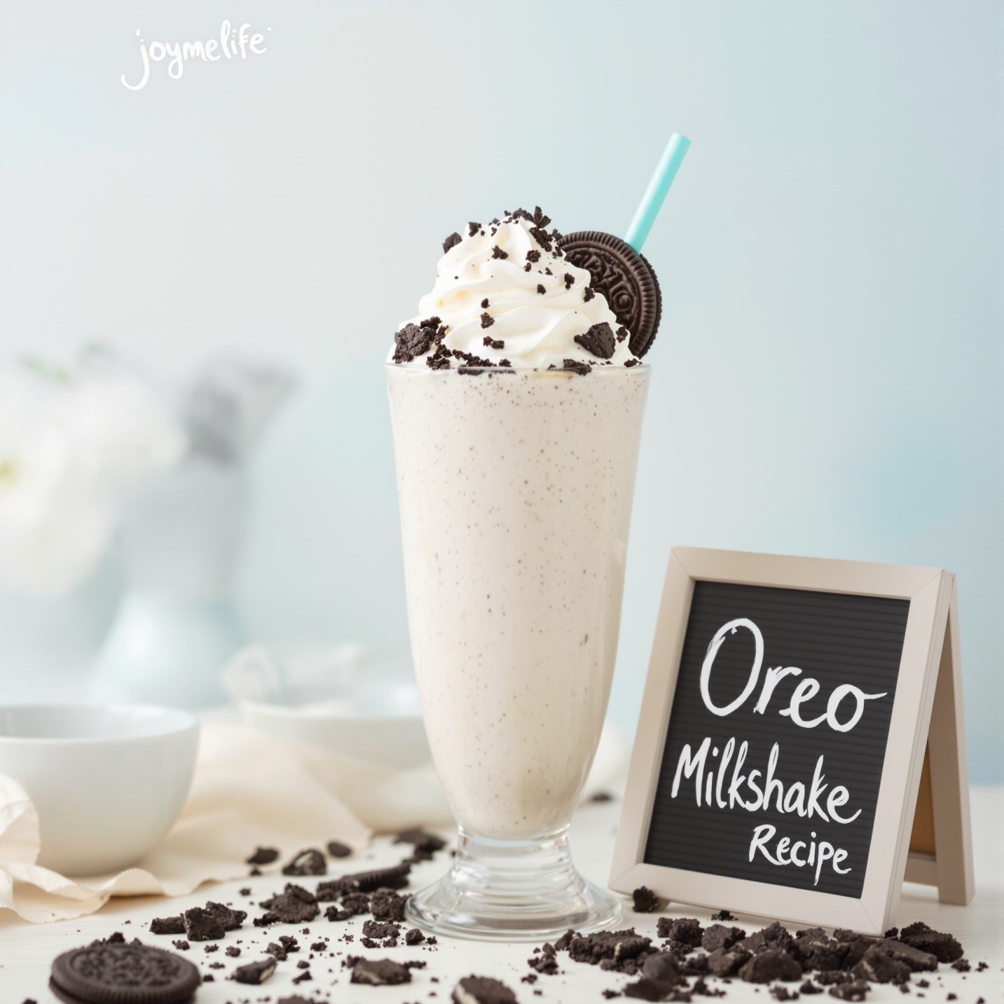 3 Ingredient Oreo Milkshake Recipe in Under 5 Minutes